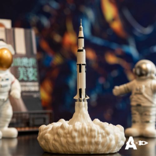 Saturn V Lamp - Image 2