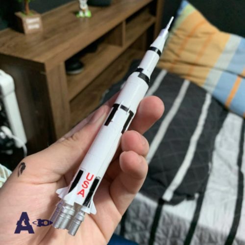 Saturn V Lamp - Image 6